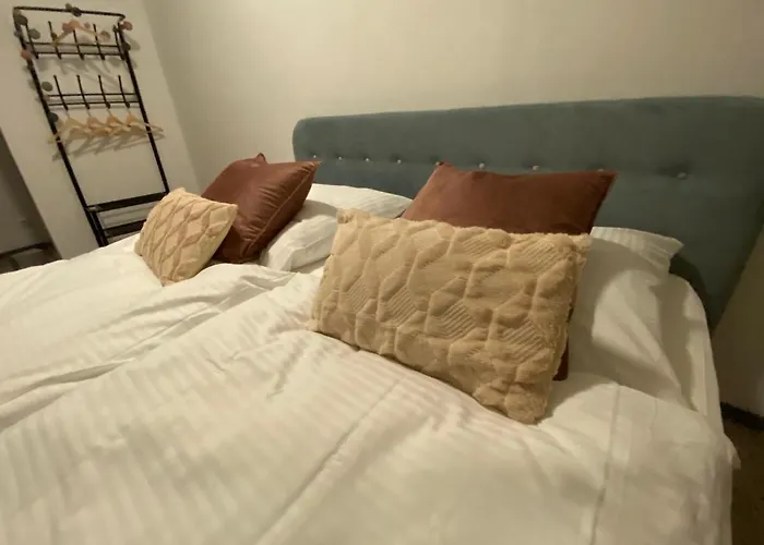 Urbansuites - Modern & Zentral In Der City - Dein Zuhause In Stuttgart