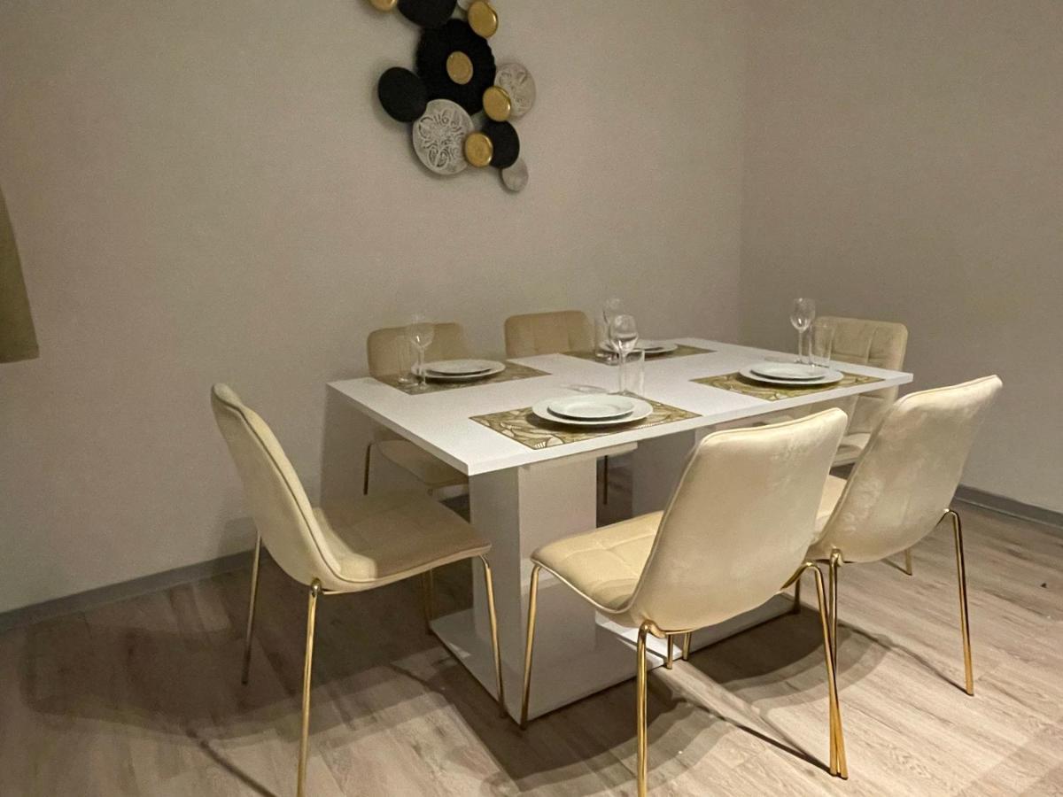 Apartment Urbansuites - Modern & Zentral In Der - Dein Zuhause In *