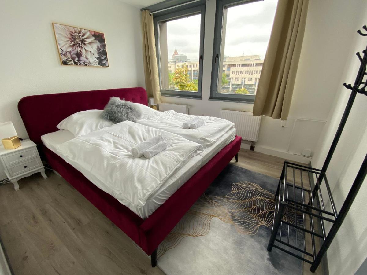 Urbansuites - Modern & Zentral In Der - Dein Zuhause In *