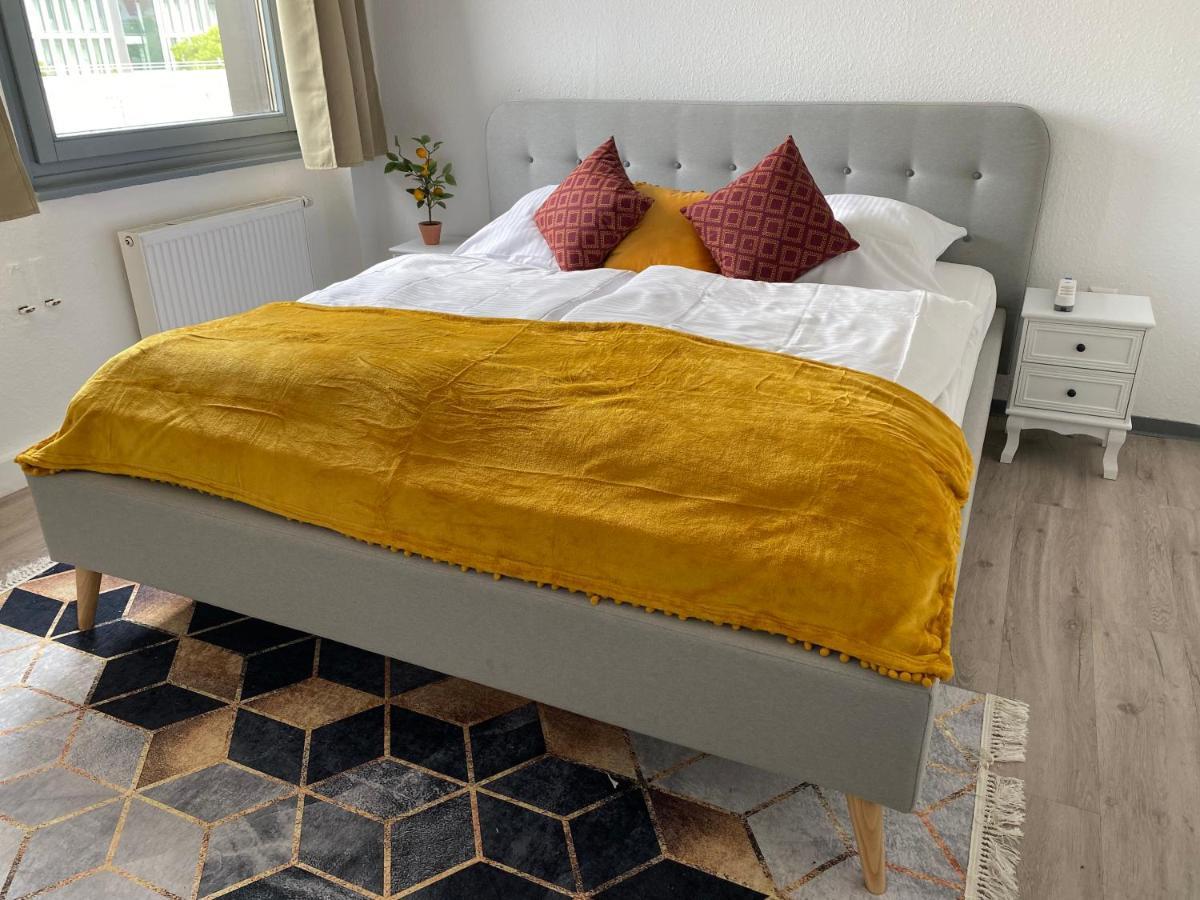 Apartment Urbansuites - Modern & Zentral In Der - Dein Zuhause In Stuttgart